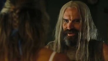 Thiếu niên se Bo Bobb d Dylan has bất ngờ giới hai con gai dit nhau tính với stepdad