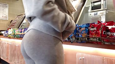 Babitter người giữ trẻ thiếu niên ngón tay ass tại nơi làm phim dit nhau khong che việc