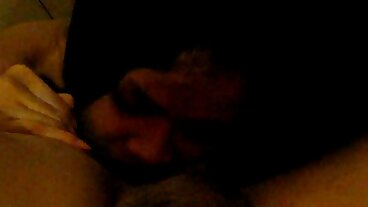 Giáo viên và hiệu trưởng thiếu niên sinh VIÊN DP G Vic dit nhau voi bo