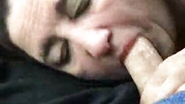 Nhỏ tits thiếu niên cô gái tóc vo chong chich nhau vàng